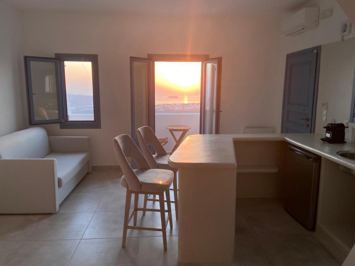 Ena Suites Santorini Pýrgos Zewnętrze zdjęcie