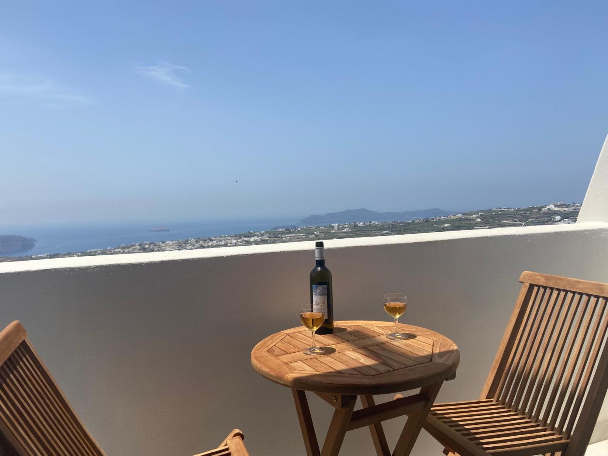 Ena Suites Santorini Pýrgos Zewnętrze zdjęcie
