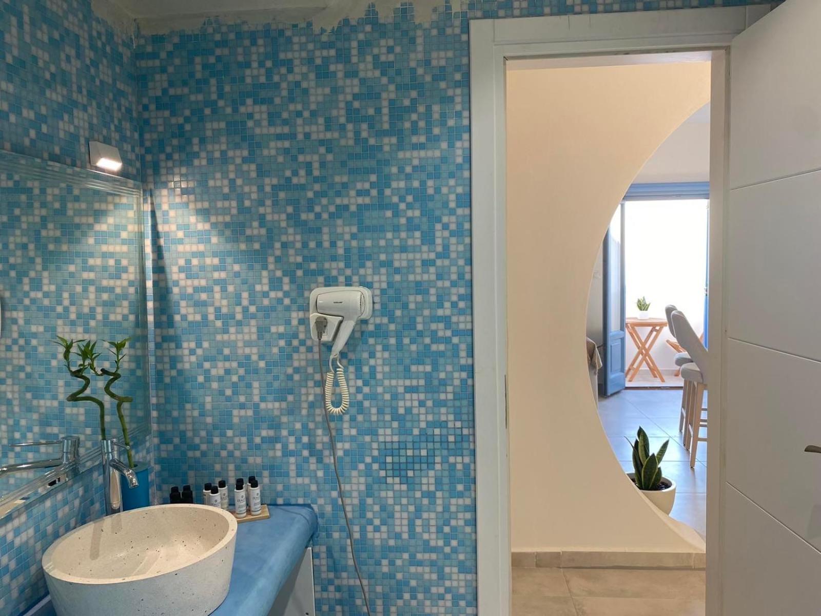 Ena Suites Santorini Pýrgos Zewnętrze zdjęcie